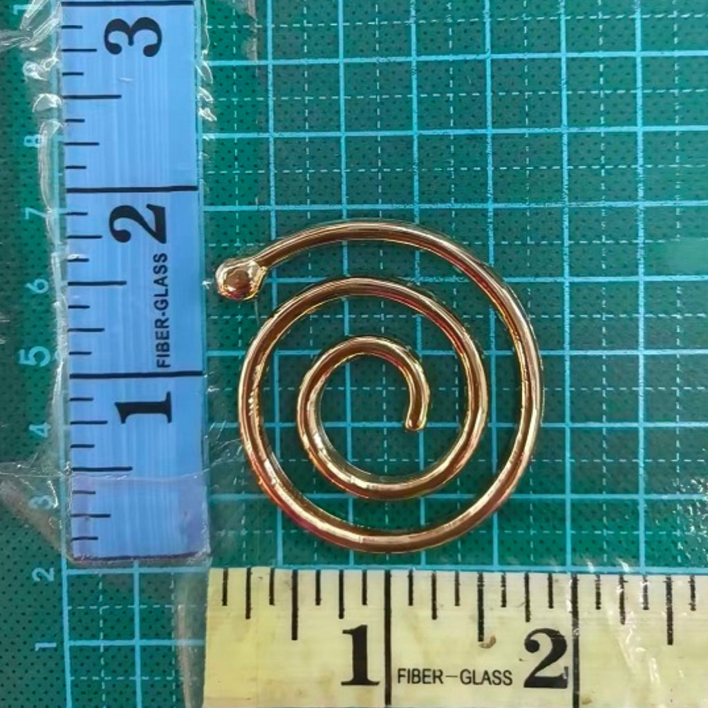 Elegant Gold Spiral Buckle