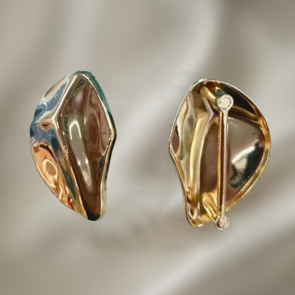 Luxury Gold-Tone Sculptural Buckle