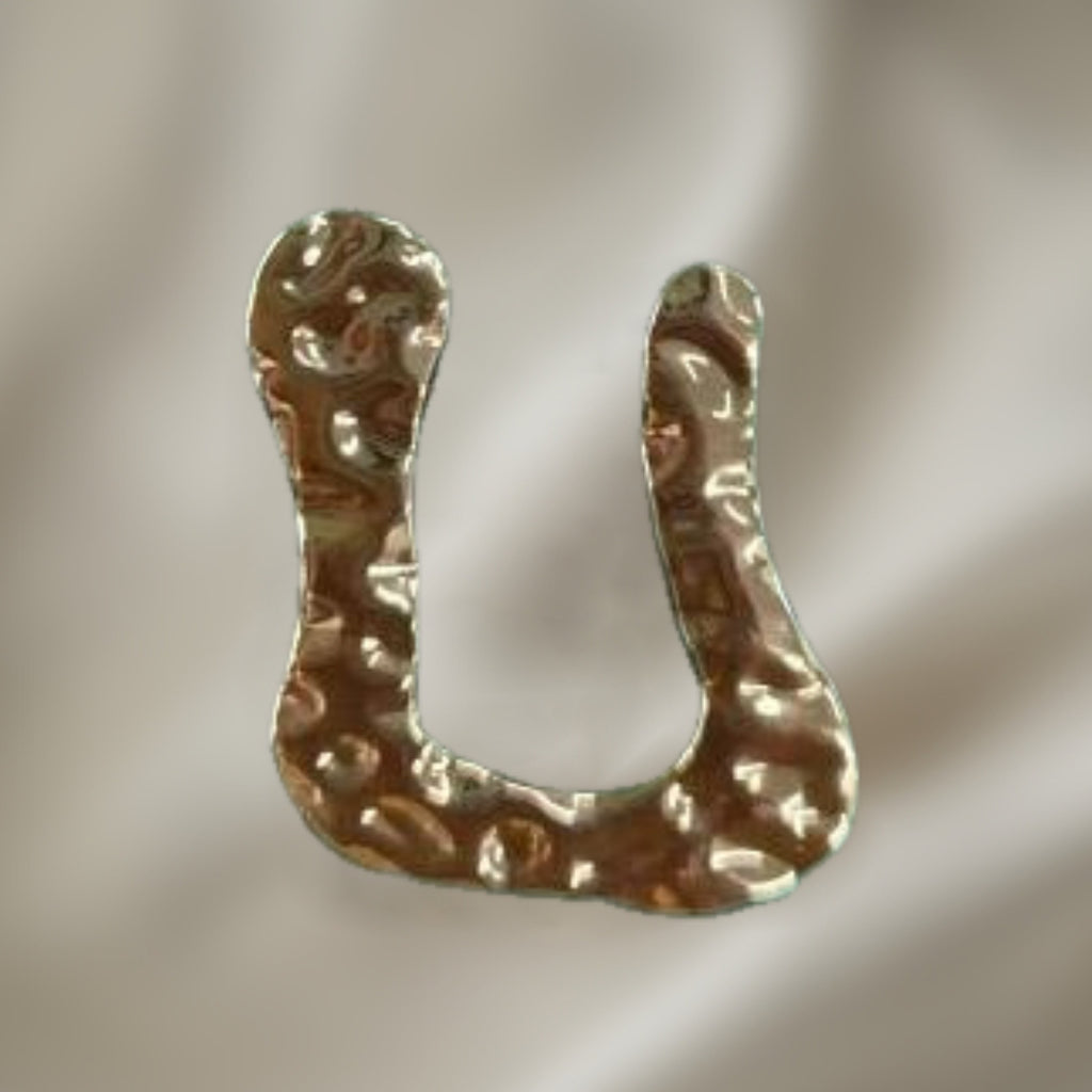 Artisan-Crafted Hammered U-Shaped Buckle