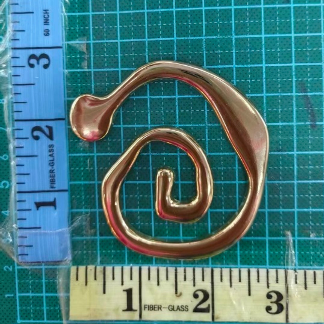 Artistic Spiral Buckle  Gold